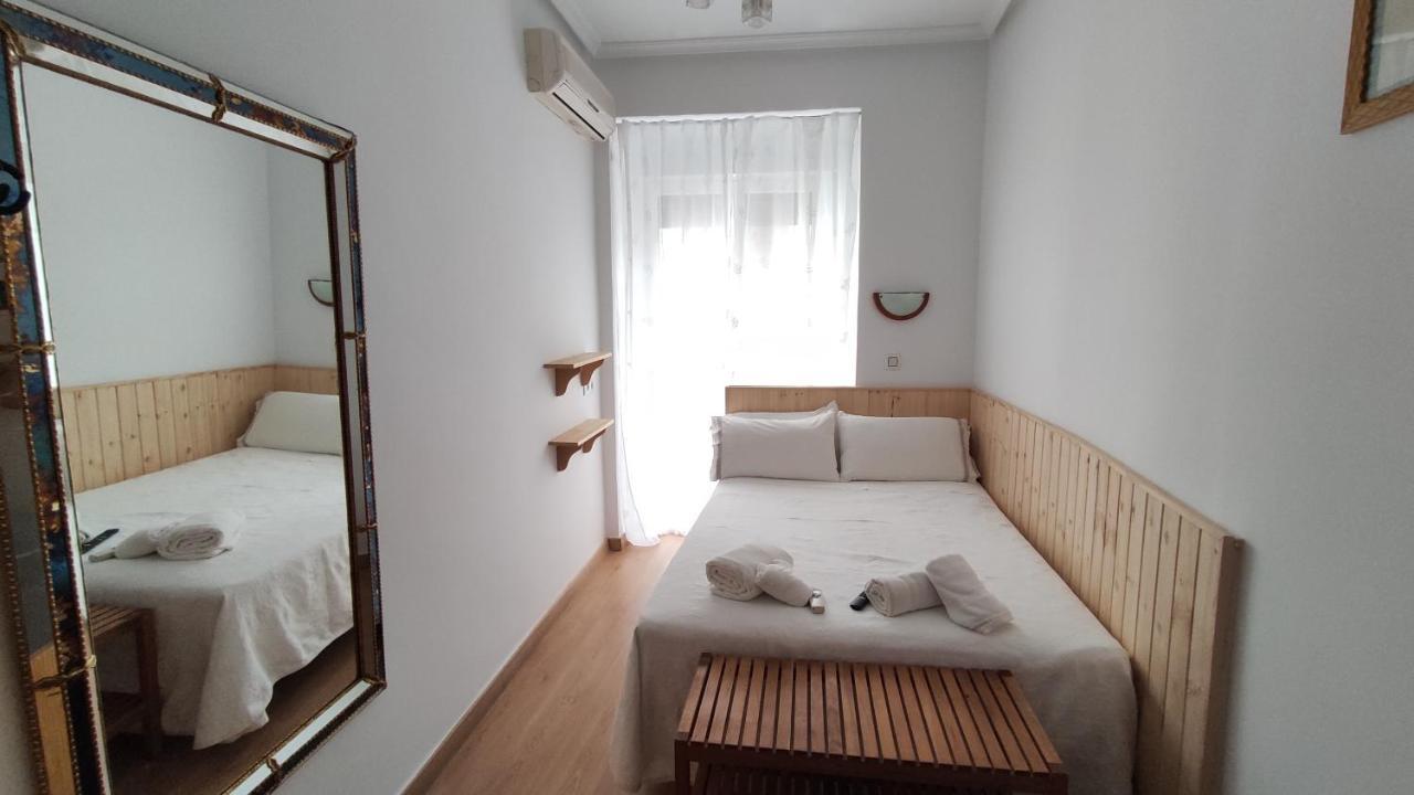 Hostal Aliste Madrid Exterior foto