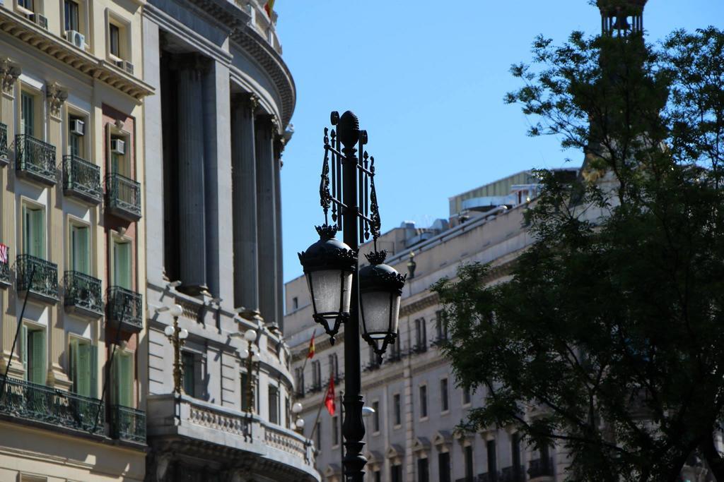 Hostal Aliste Madrid Exterior foto